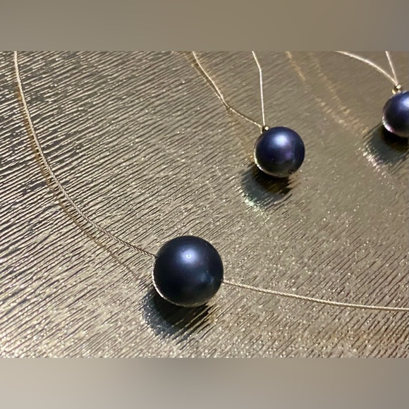 🖤TAHITAN PEARLS, Gold chain and earrings🖤 - Picture 3 of 13